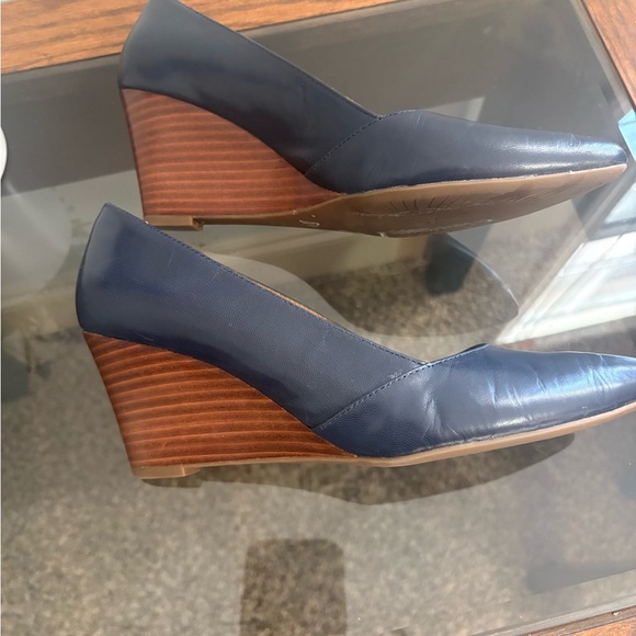 Franco Sarto Navy Blue Women's Wedge Heels - Picture 3 of 6